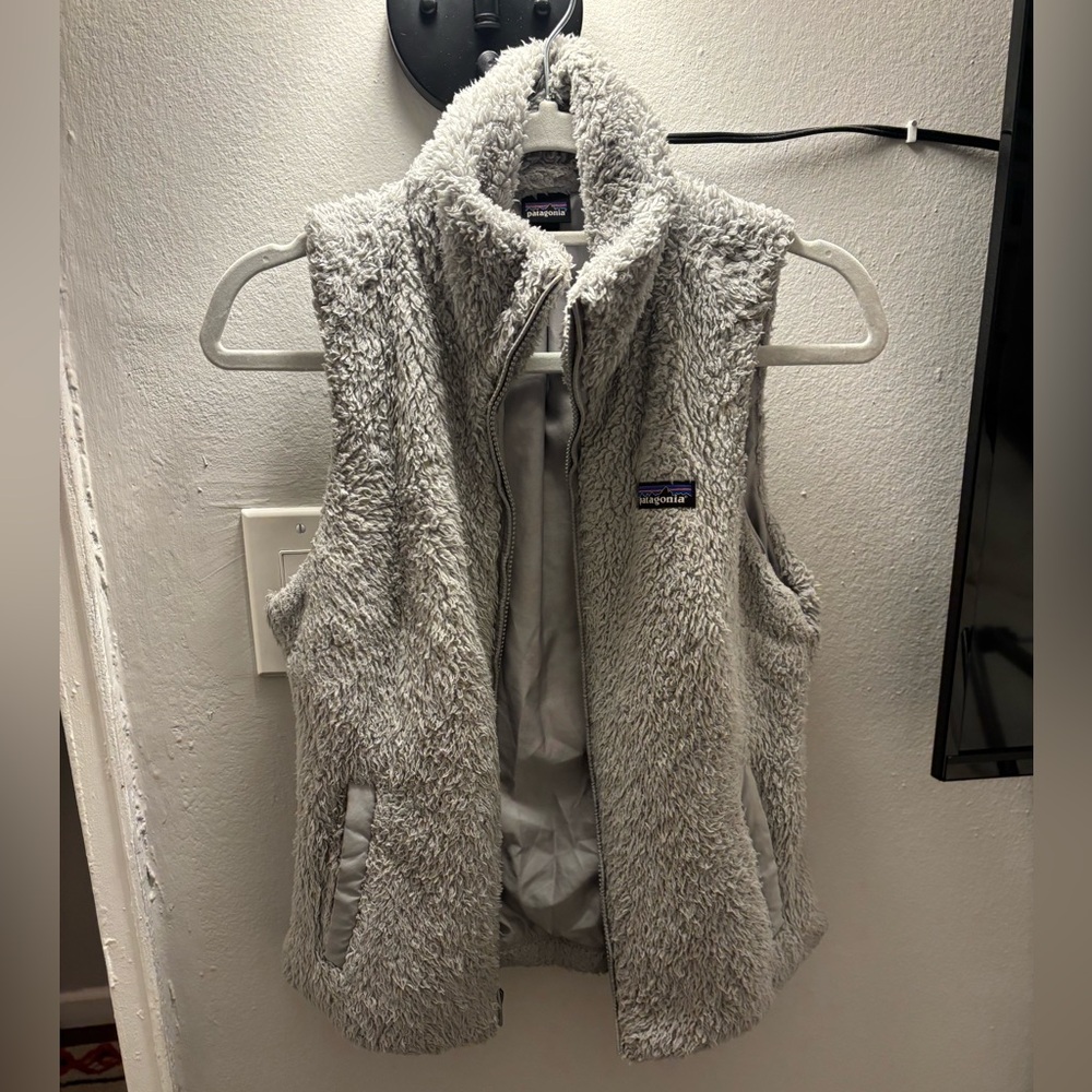 Patagonia Los Gatos Soft Gray Sherpa Vest